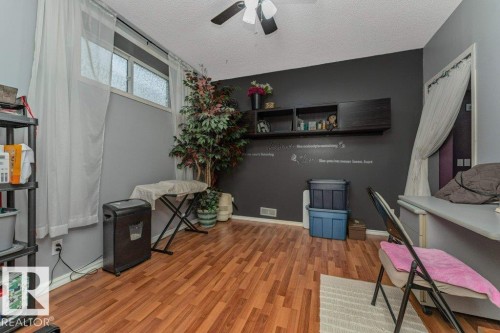 16532 75 Street Nw, Edmonton, AB 