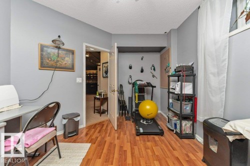 16532 75 Street Nw, Edmonton, AB 