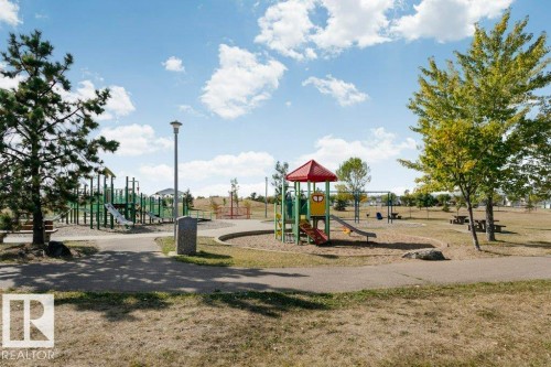 16532 75 Street Nw, Edmonton, AB 