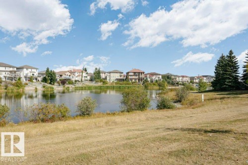 16532 75 Street Nw, Edmonton, AB 