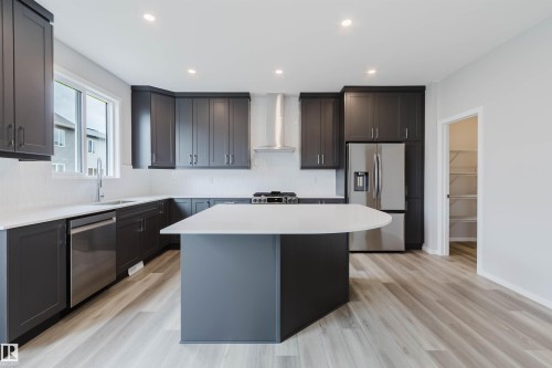 1523 206 Street Nw, Edmonton, AB 