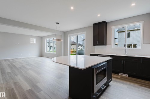 1523 206 Street Nw, Edmonton, AB 