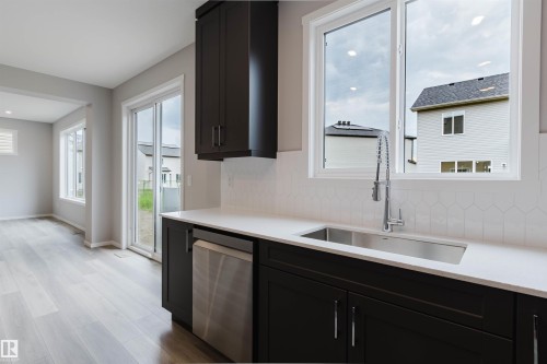 1523 206 Street Nw, Edmonton, AB 