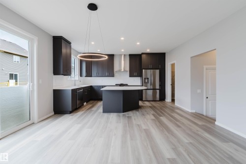 1523 206 Street Nw, Edmonton, AB 