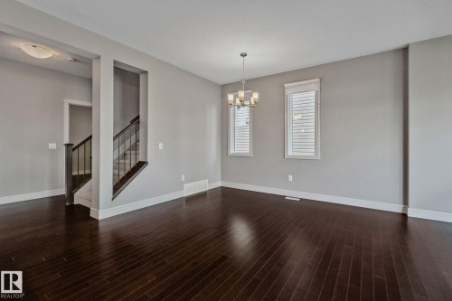 5422 Allbright Square Sw, Edmonton, AB 