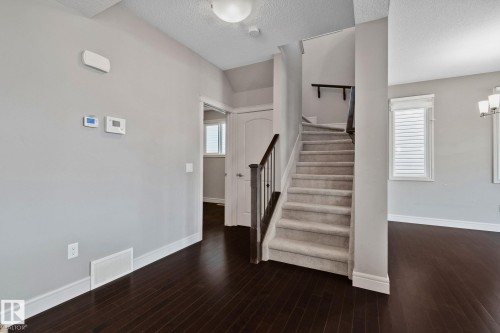 5422 Allbright Square Sw, Edmonton, AB 