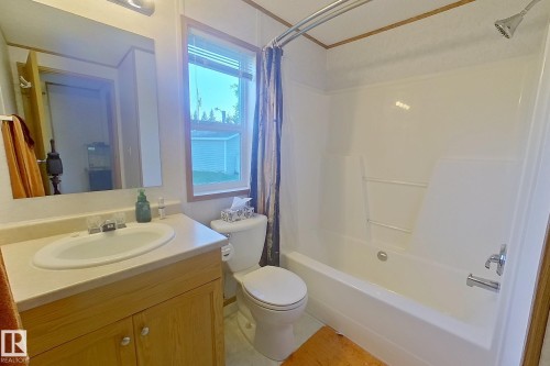 242082A Twp Rd 631, Rural Athabasca County, AB 
