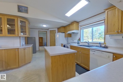 242082A Twp Rd 631, Rural Athabasca County, AB 