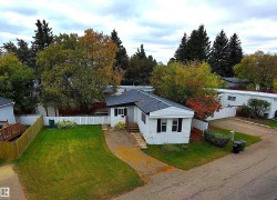37 West View Boulevard Northwest Edmonton, AB T5S 1T5
