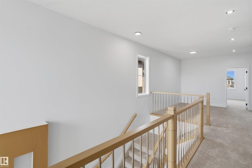 8510 223A Street Nw, Edmonton, AB 