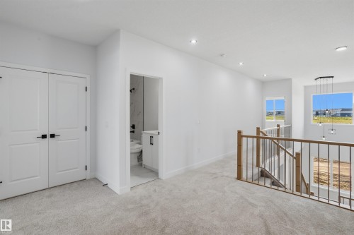8510 223A Street Nw, Edmonton, AB 