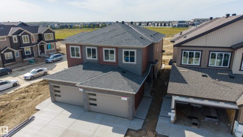 8510 223A Street Nw, Edmonton, AB 