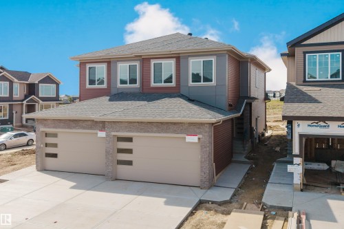 8510 223A Street Nw, Edmonton, AB 