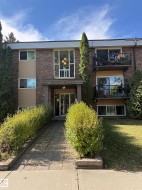 #103 11916 104 ST NW  Edmonton, AB T5G 2L2