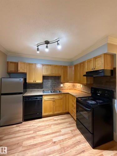 #103 11916 104 St Nw, Edmonton, AB 