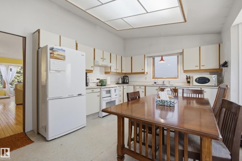 9936 190 Street Nw, Edmonton, AB 