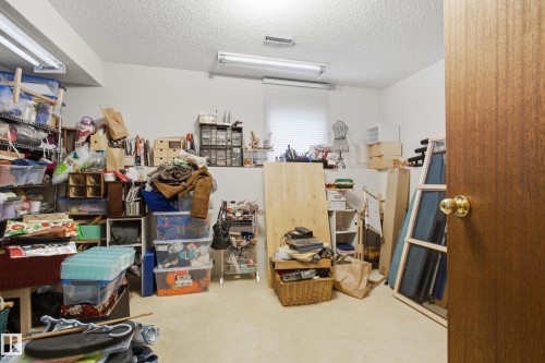 9936 190 Street Nw, Edmonton, AB 