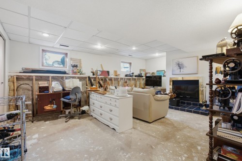 9936 190 Street Nw, Edmonton, AB 