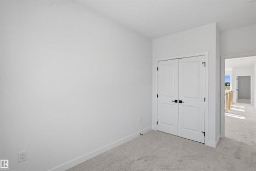 8506 223A Street Nw, Edmonton, AB 