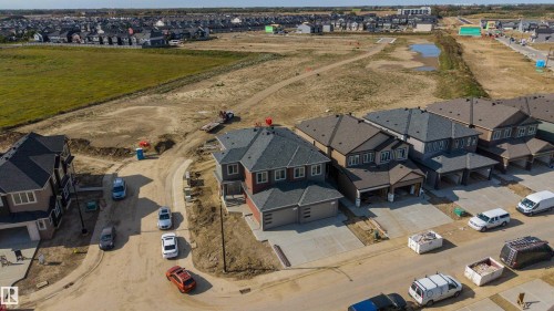 8506 223A Street Nw, Edmonton, AB 