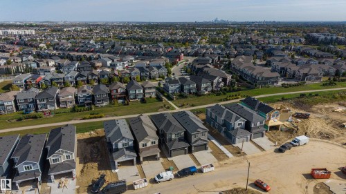 8506 223A Street Nw, Edmonton, AB 