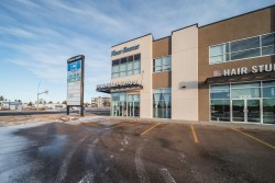 6958 76 Avenue NW  Edmonton, AB T6B 2R2