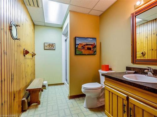 10201 Camelot Drive, Wainfleet, ON - Indoor Photo Showing Bathroom
