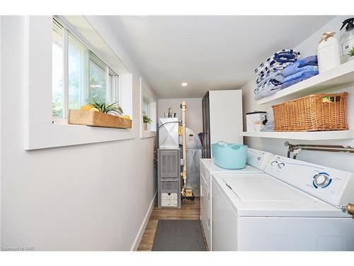 3913 Alexandra Road, Crystal Beach, ON - Indoor Photo Showing Laundry Room