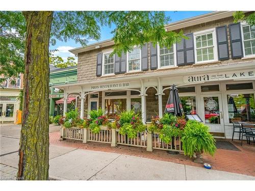 2-233 King Street, Niagara-On-The-Lake, ON - Outdoor