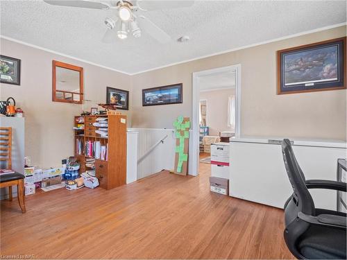 1563 Thompson Road, Fort Erie, ON - Indoor Photo Showing Office