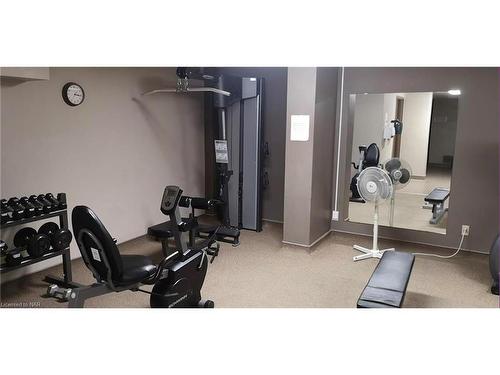 903-35 Towering Heights Boulevard, St. Catharines, ON - Indoor Photo Showing Gym Room