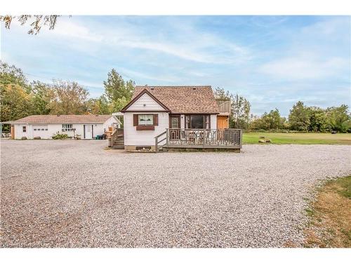 9208 Lundys Lane Lane, Niagara Falls, ON - Outdoor With Deck Patio Veranda