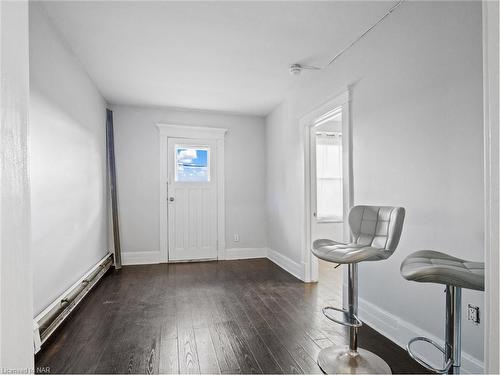 55 Chapel Street S, Thorold, ON - Indoor Photo Showing Other Room
