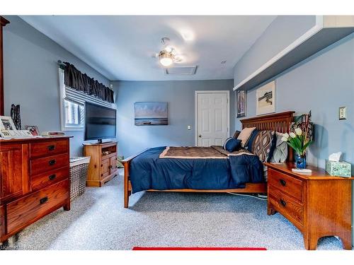 1 Lakewood Crescent, Port Colborne, ON - Indoor Photo Showing Bedroom