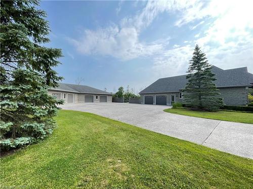 2122 Nigh Road, Fort Erie, ON - Outdoor