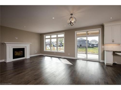 Lot 4 Anchor Road, Allanburg, ON - Indoor Photo Showing Living Room With Fireplace