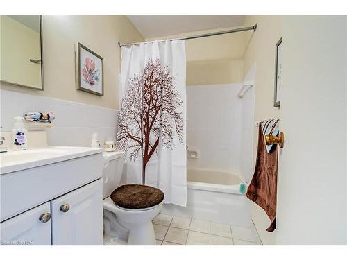 306-485 Thorold Road, Welland, ON - Indoor Photo Showing Bathroom