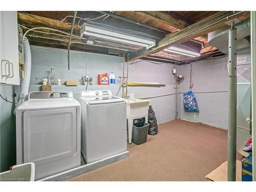 22 Inglewood Road, St. Catharines, ON - Indoor Photo Showing Laundry Room