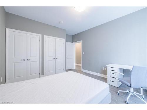 80 B Townline Road W, St. Catharines, ON - Indoor Photo Showing Bedroom