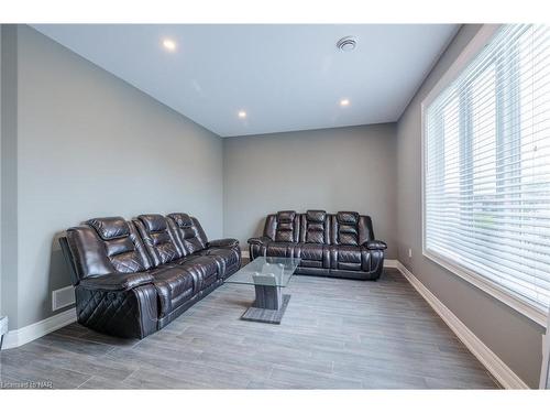 80 B Townline Road W, St. Catharines, ON - Indoor Photo Showing Other Room