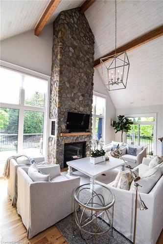 250 Niven Road, Niagara-On-The-Lake, ON - Indoor Photo Showing Living Room With Fireplace