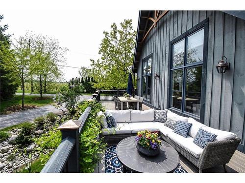 250 Niven Road, Niagara-On-The-Lake, ON - Outdoor With Deck Patio Veranda With Exterior