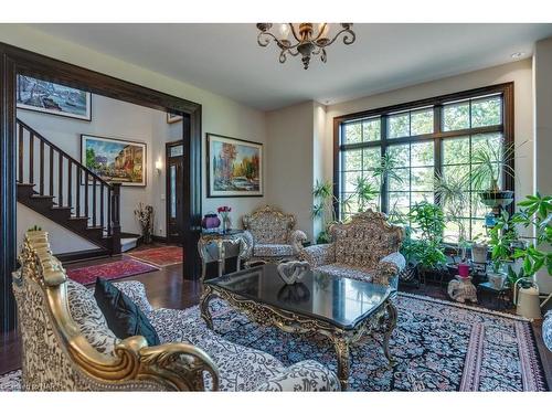 4025 Niagara River Parkway, Fort Erie, ON - Indoor Photo Showing Living Room