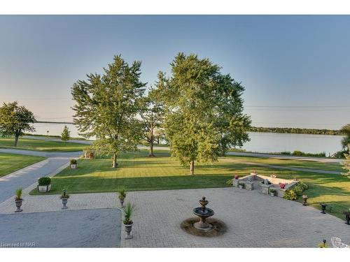 4025 Niagara River Parkway, Fort Erie, ON - Outdoor With Body Of Water With View