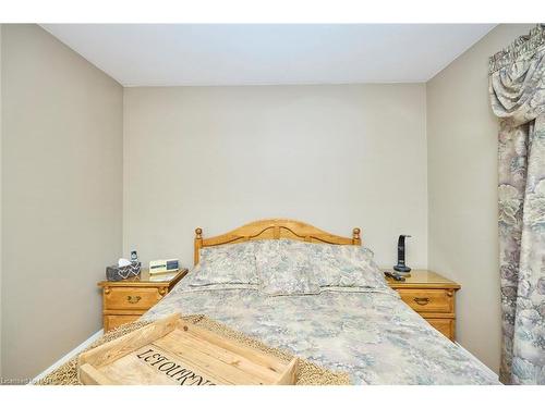 101 Classic Avenue, Welland, ON - Indoor Photo Showing Bedroom
