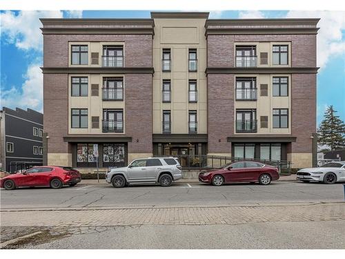 10 Albert Street E, Thorold, ON - Outdoor With Facade