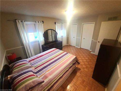 7-6910 Kalar Road, Niagara Falls, ON - Indoor Photo Showing Bedroom