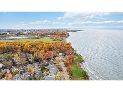 15 Wilberforce Avenue, Niagara-On-The-Lake, ON - Outdoor With Body Of Water With View