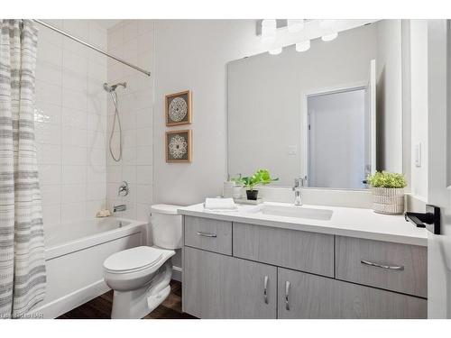 8B Shores Lane, Crystal Beach, ON - Indoor Photo Showing Bathroom