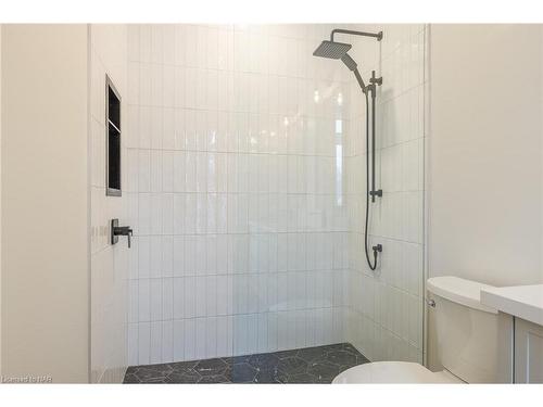 Lot 5 Keystone Trail, Welland, ON - Indoor Photo Showing Bathroom